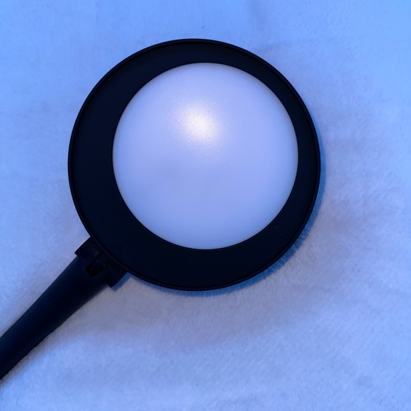 Sharper Image Light with Bluetooth - Picture 6 of 10